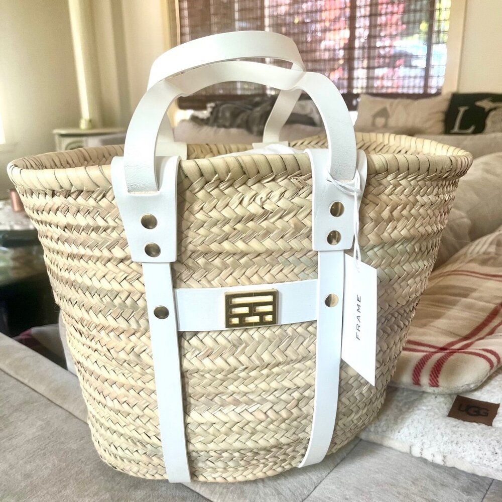 NWT FRAME Straw Tote- natural and OFF white SOLD OUT EVERYWHERE - Picture 3 of 7